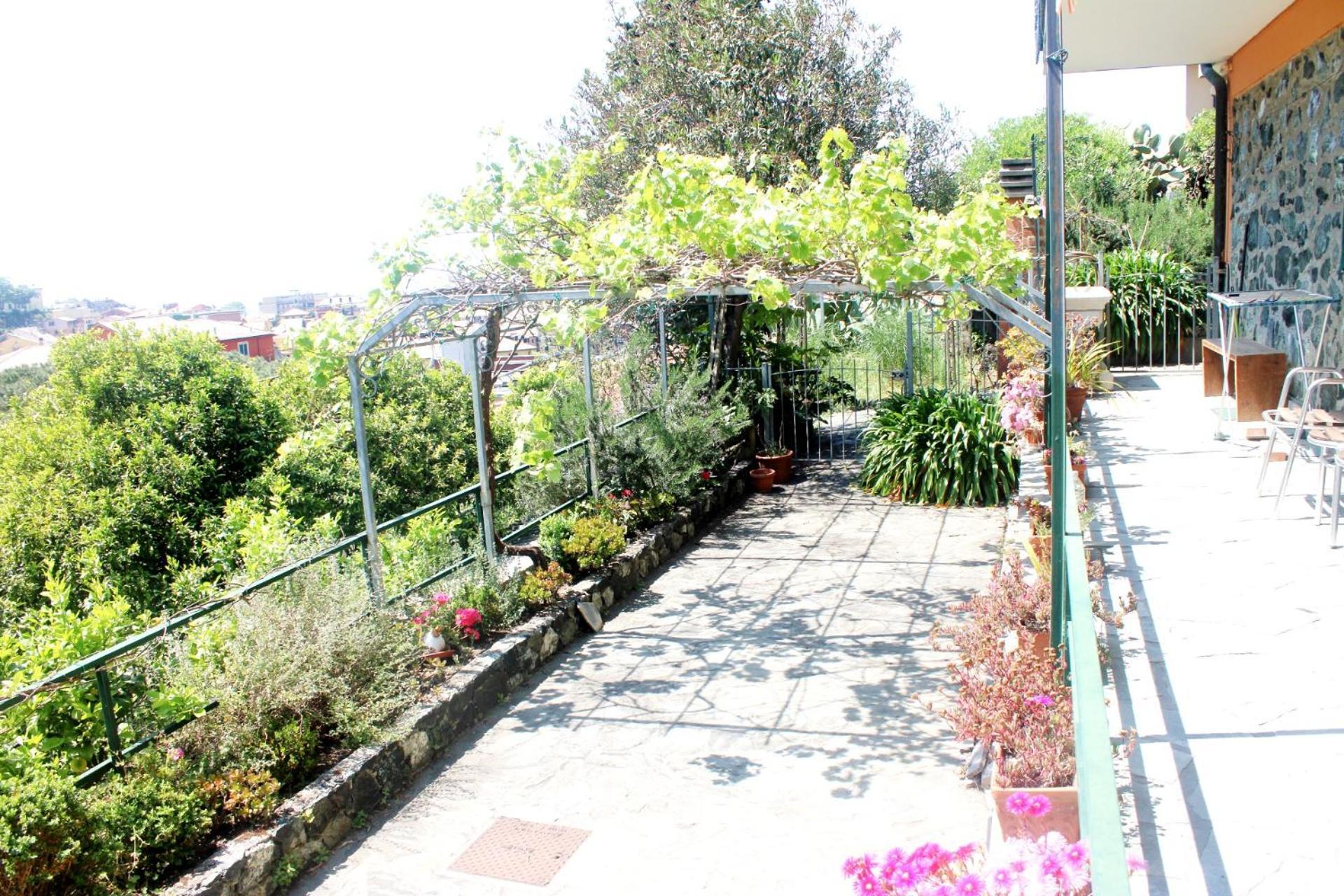 Apartamento Primario Levanto Exterior foto